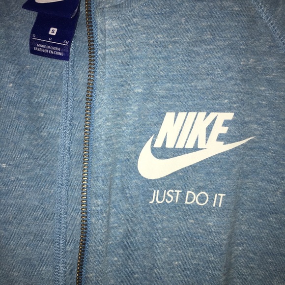NIKE ZIP UP💙 - Picture 3 of 5